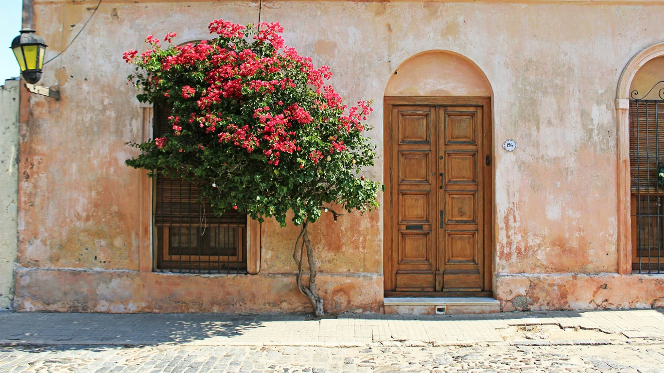 Cobbled streets of Colonia del Sacramento in Uruguay