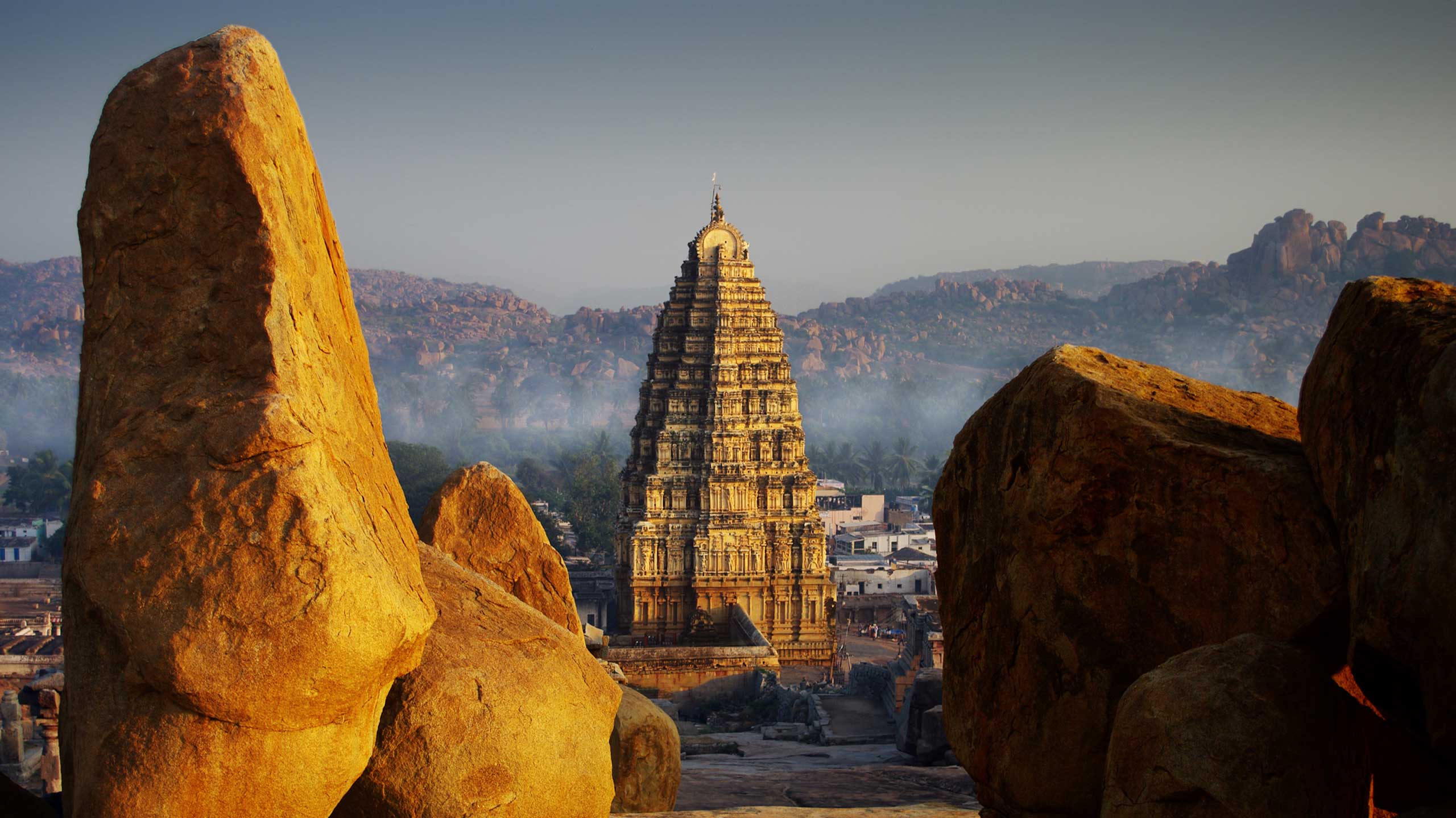 Temple ruins at Hampi in India