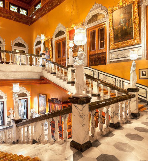 Taj-Falaknuma-Palace-luxury-hotel-india