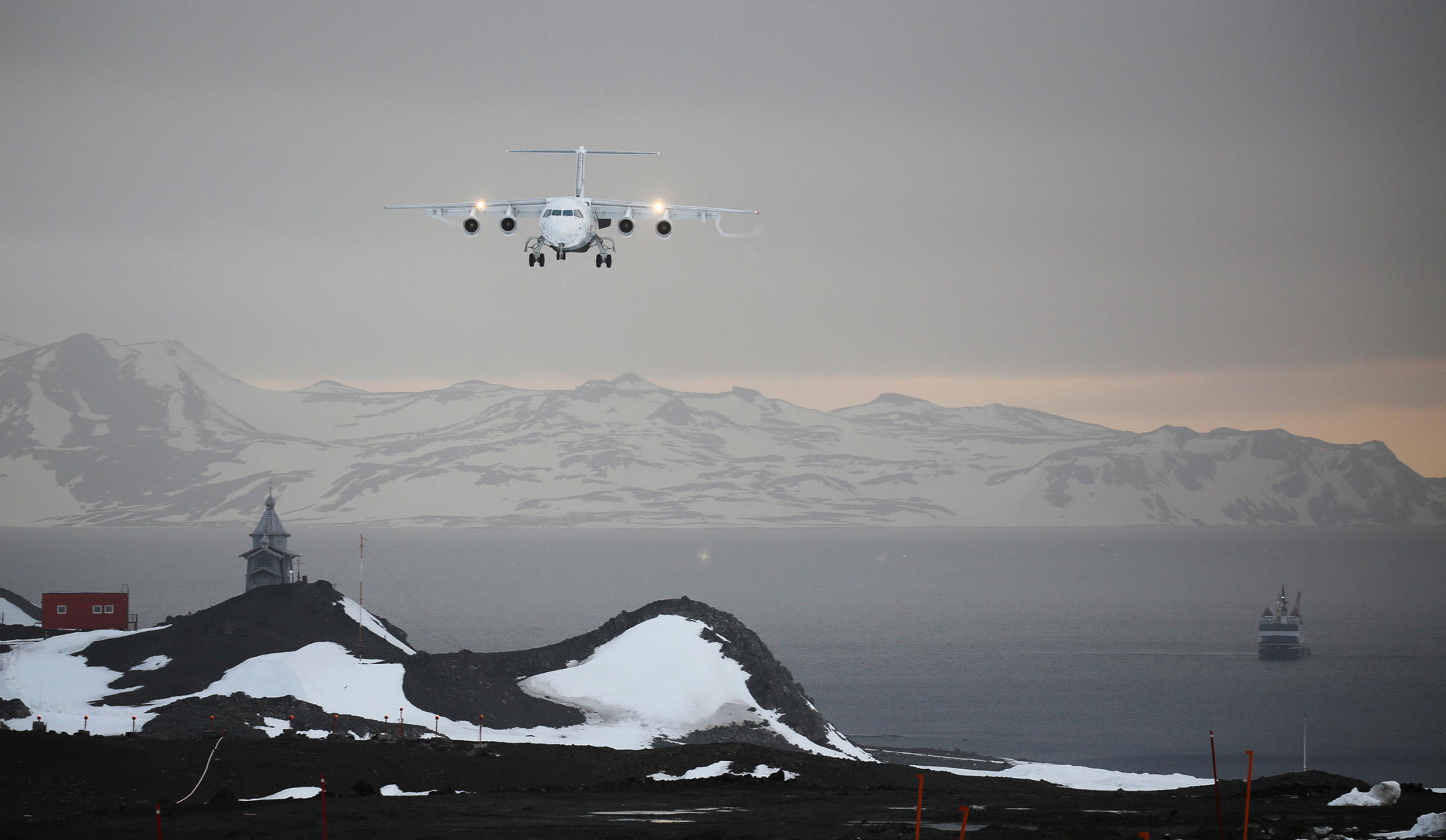 Flying into Antarctic Peninsula