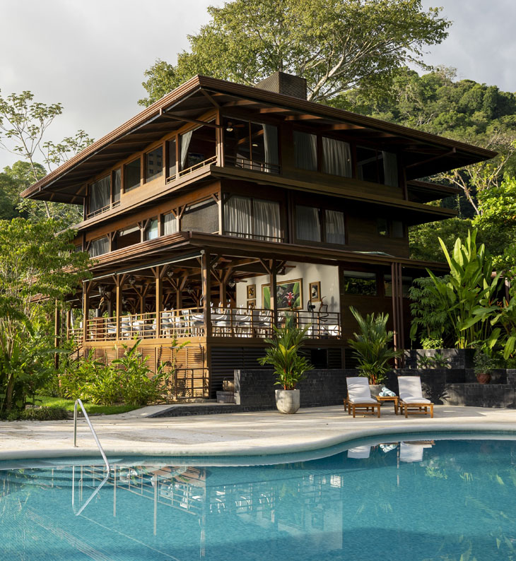 playa cativo hotel and swimming pool