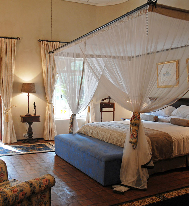 guest bedroom at huntingdon house malawi