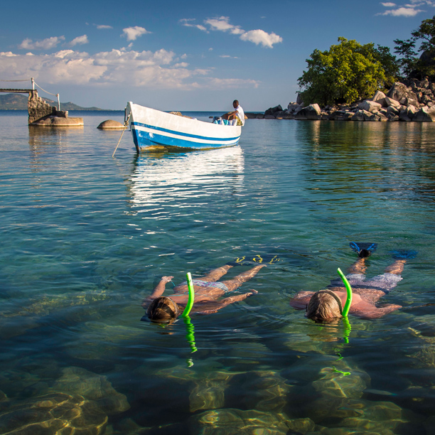 snorkelling in lake malawi at kaya mawa