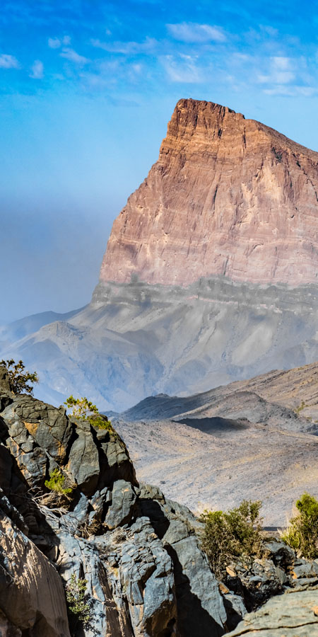 Breathtaking landscape on the mountain road to Jebel Shams, Sultanate of Oman