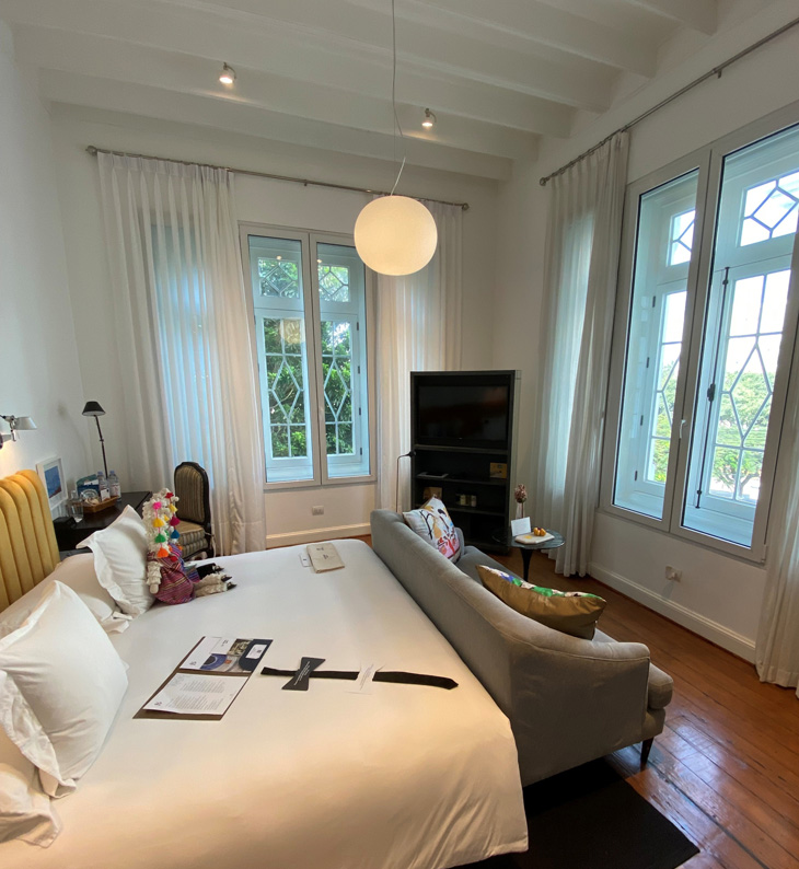 bedroom of hotel B in peru