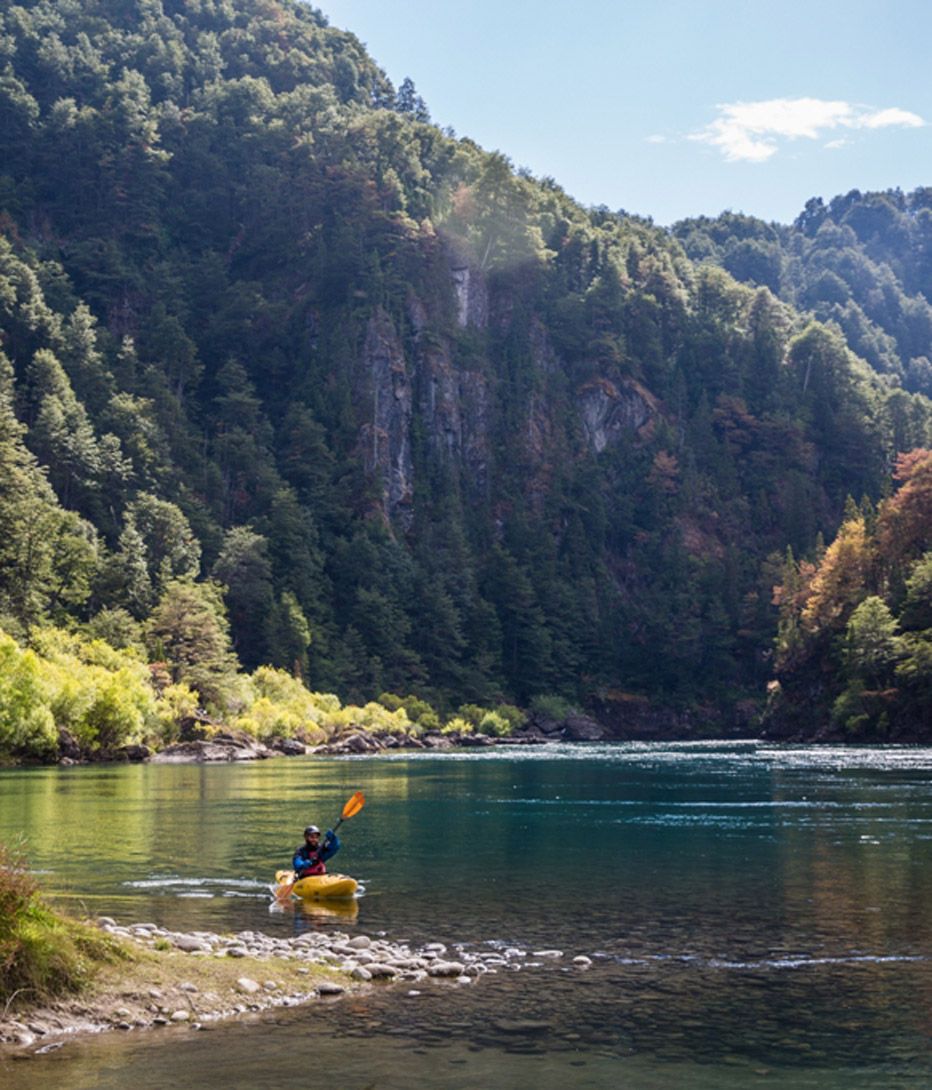 kayaking in futaleufu in chile