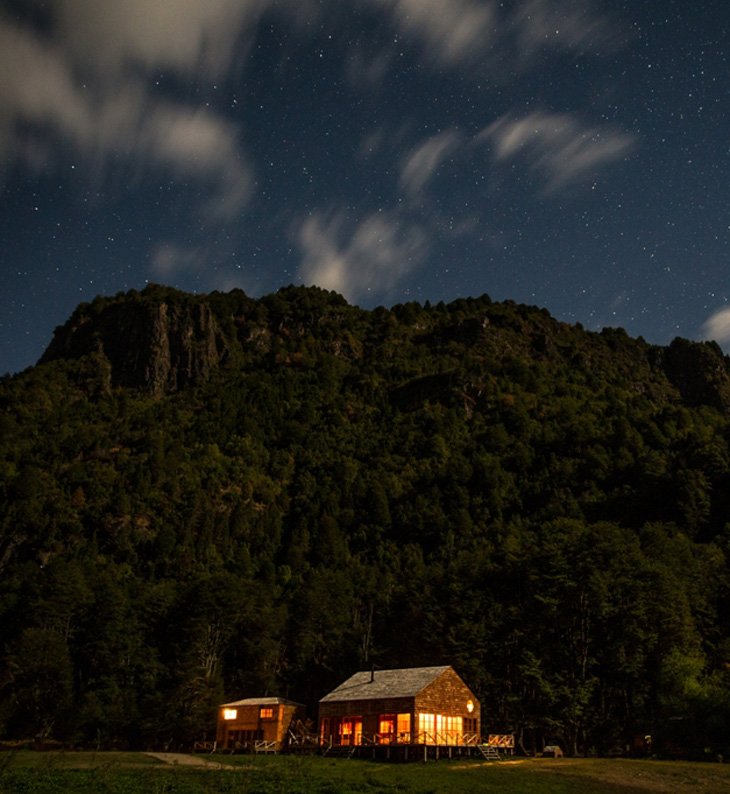 pata lodge at night in chile