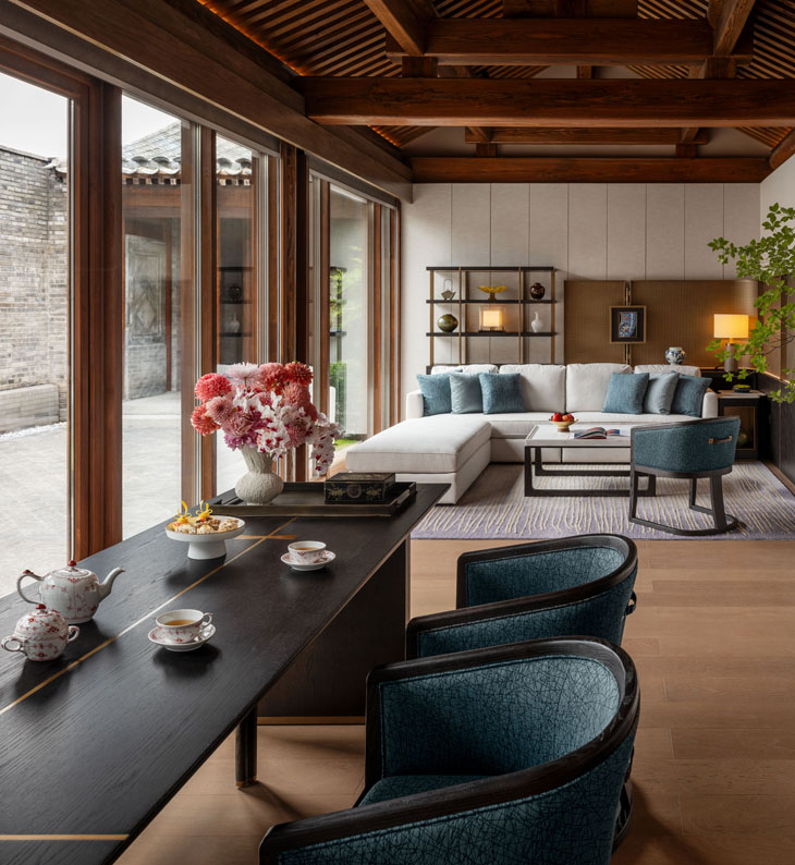 inside of suite at mandarin oriental in qianmen
