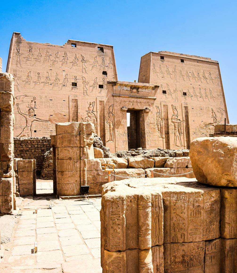 view of the facade of the edfu temple in egypt