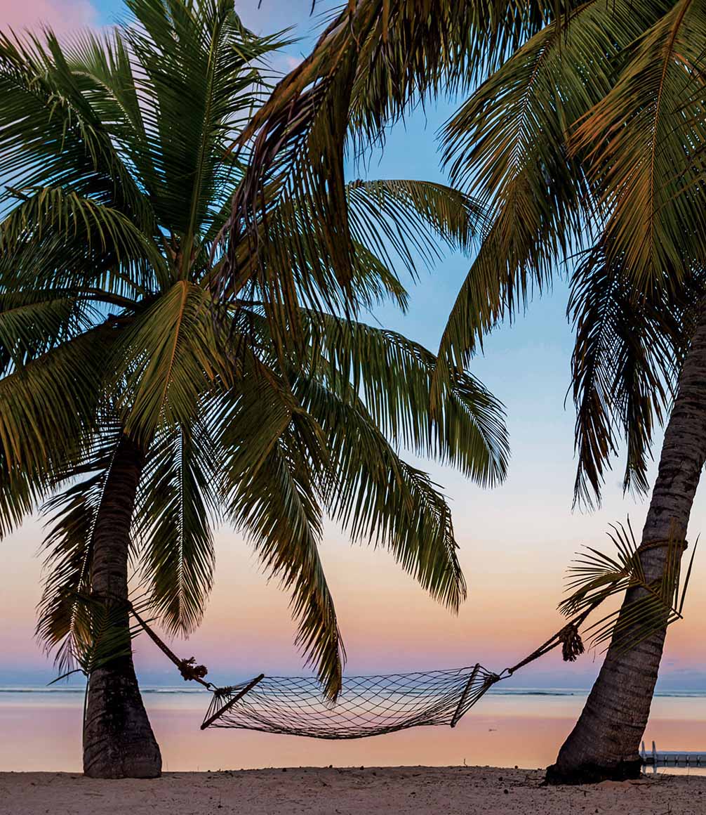 sunset at blue safaris alphonse island