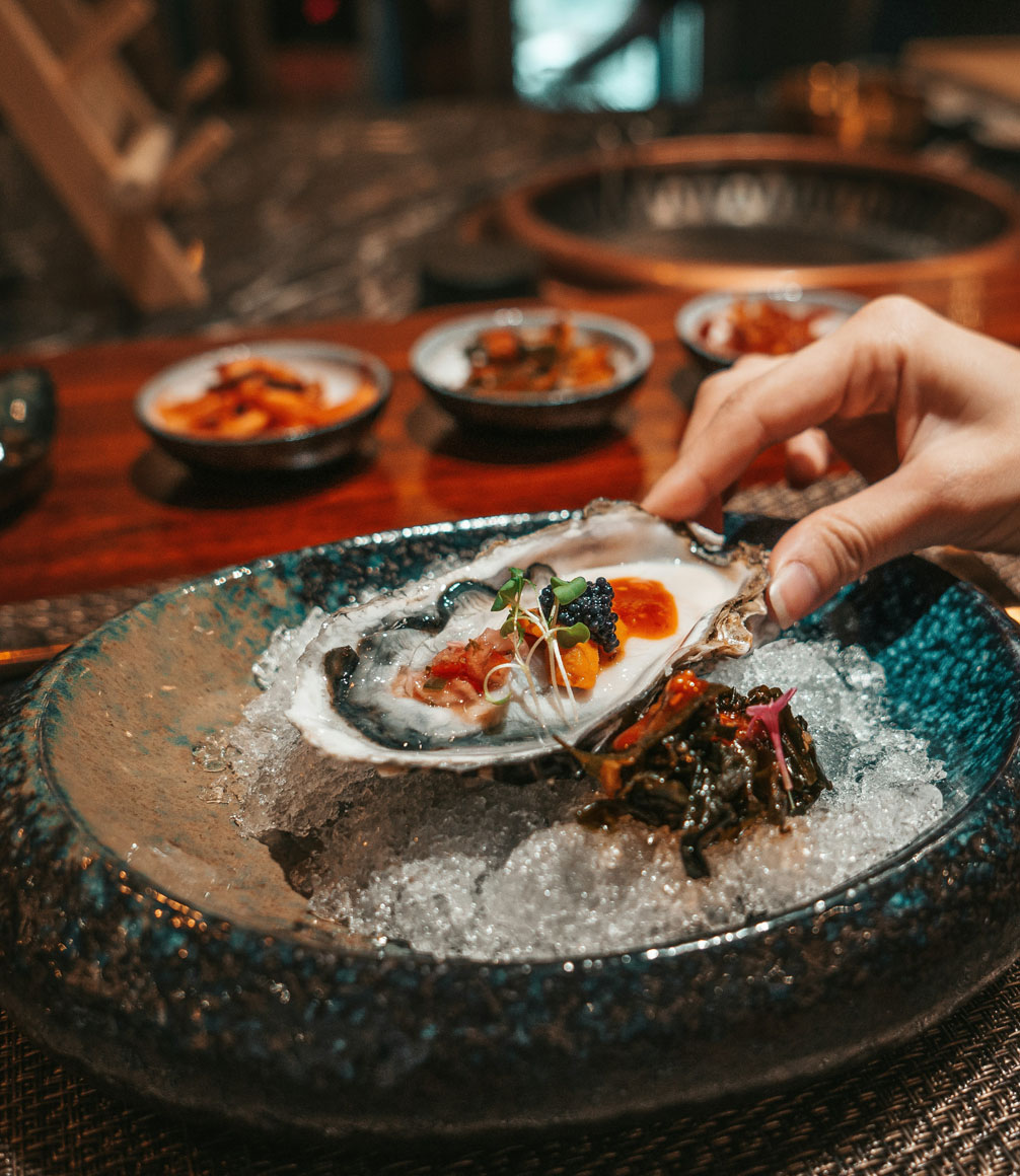 oyster prepared in japanese restaurant in osaka