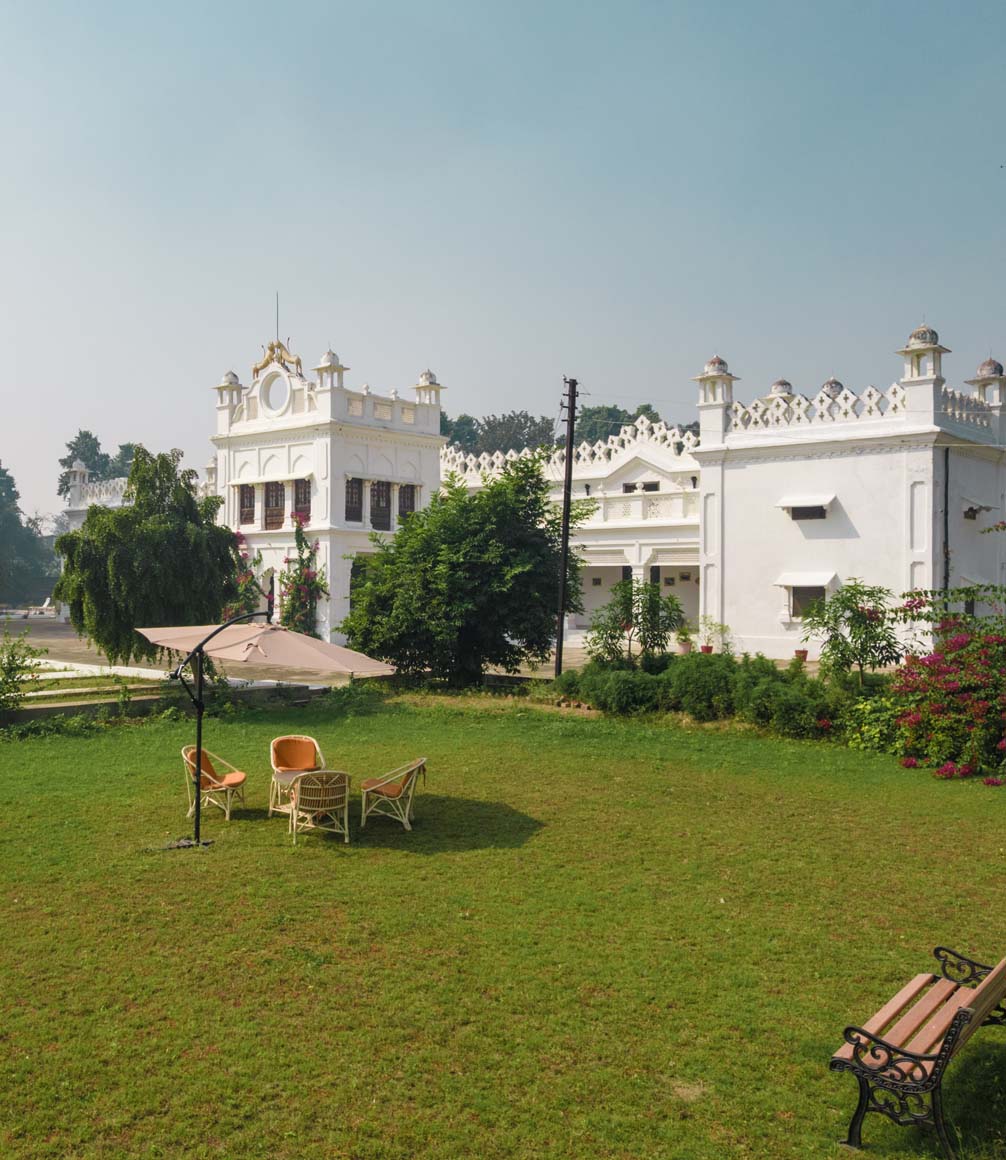 exterior view of anand bhawan palace